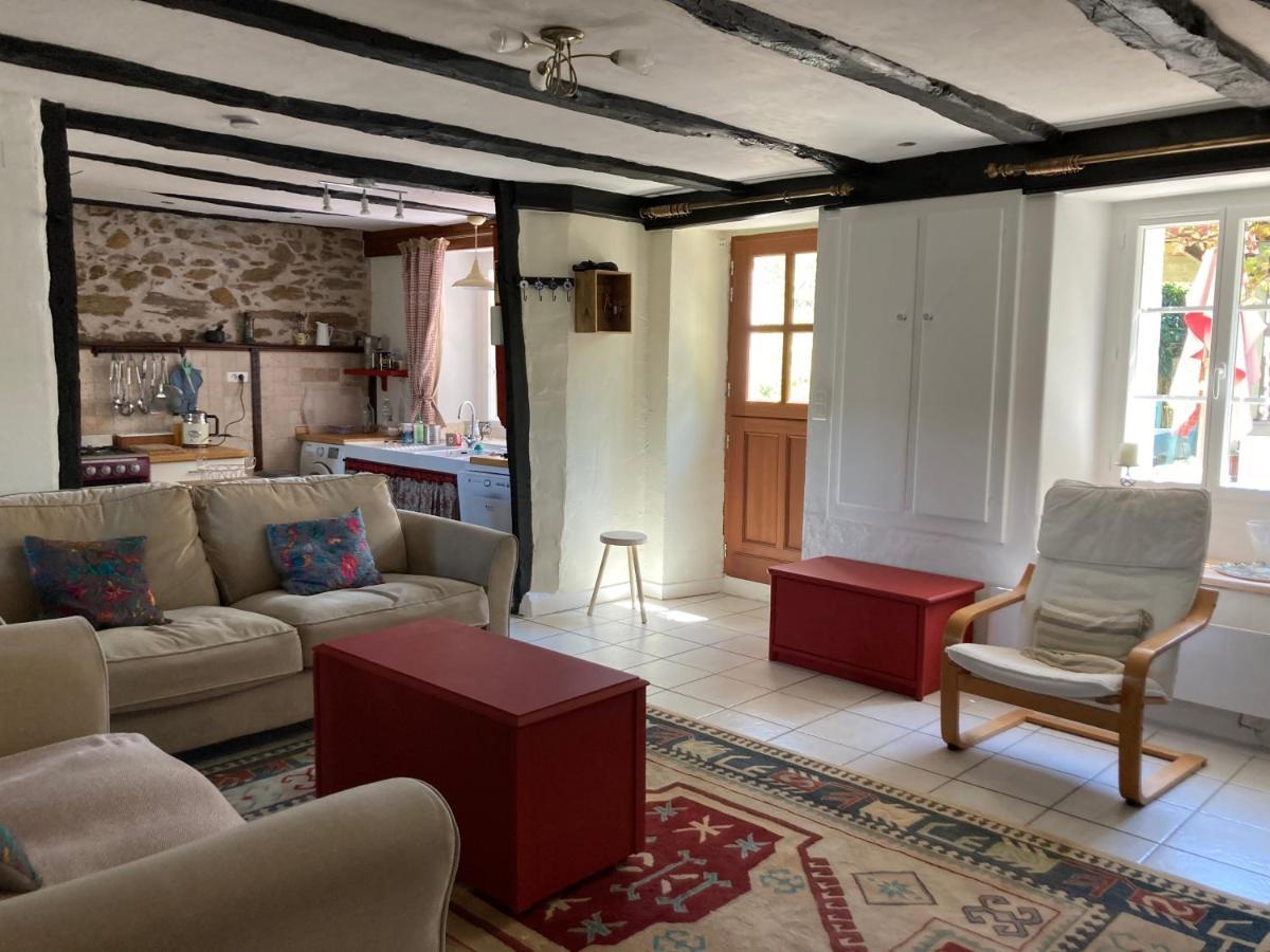 La Maison Charmante D'Elisabeth Saint-Ybard Екстер'єр фото